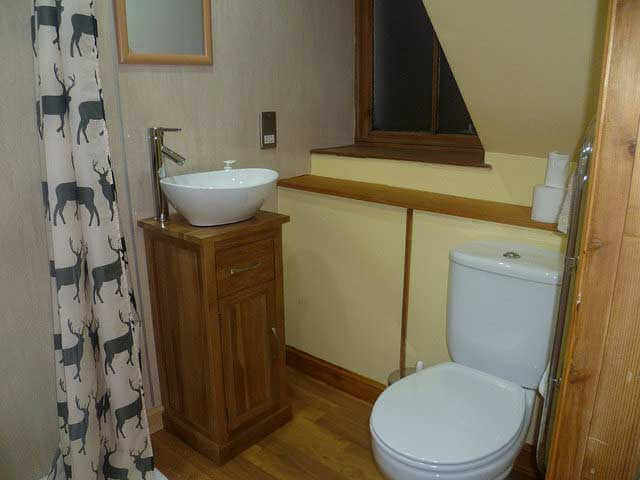 en suite bathroom