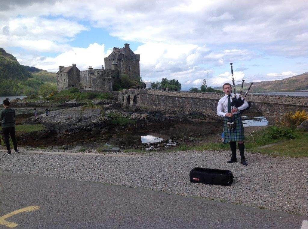 eilean donan piper